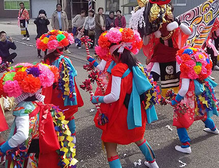 毎年、春と秋に開催される地域の獅子舞祭り！必ず参加して元気とパワーをもらっています！